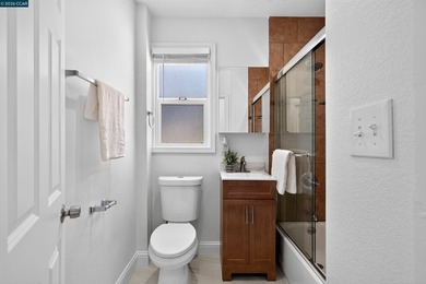 Clean living! Enjoy the remodeled kitchen with new cabinets - photo 38