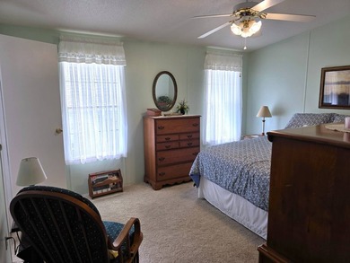THIS HOME IS ON LEASED LAND WITH A MONTHLY LOT RENT AT $650 AND - photo 38