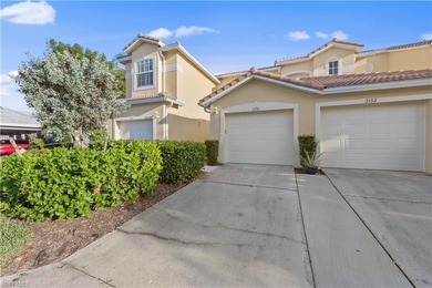 Experience refined coastal living in this FULLY RENOVATED - photo 4
