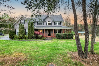 Lake Home Sale Pending in Baneberry, Tennessee
