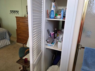 THIS HOME IS ON LEASED LAND WITH A MONTHLY LOT RENT AT $650 AND - photo 52