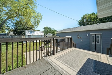Bigger than it looks and packed with value this 5 bedroom, 2 - photo 6