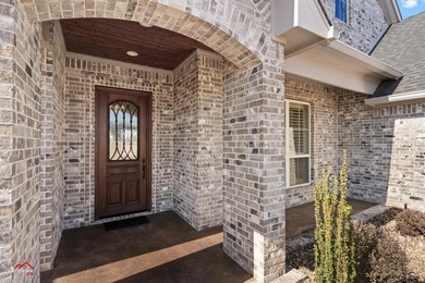 Experience luxury living at its finest in this stunning - photo 8