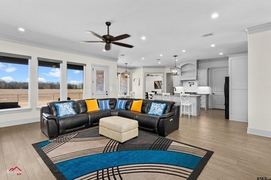 Experience luxury living at its finest in this stunning - photo 10