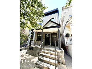 6 OVER 6, RENOVATED 2 YEARS AGO, SECOND FLOOR IS RENTED 3,500 - photo 1