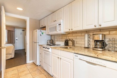 Enjoy coastal living from this ocean view 1-bedroom, 1-bath - photo 2