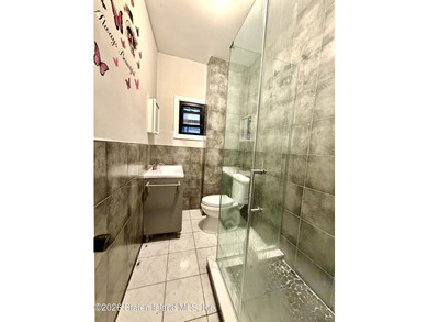 6 OVER 6, RENOVATED 2 YEARS AGO, SECOND FLOOR IS RENTED 3,500 - photo 8