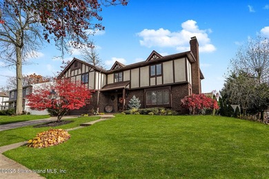 Welcome to 159 Aspinwall Street, a spacious 4,188 sq. ft. legal - photo 4