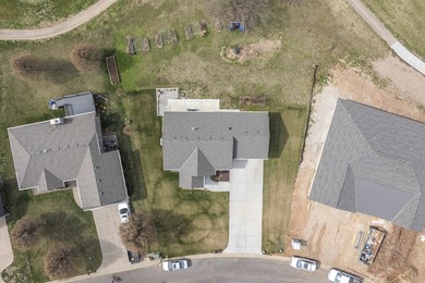 Golf course views, space to grow, and move-in ready comfort-this - photo 27