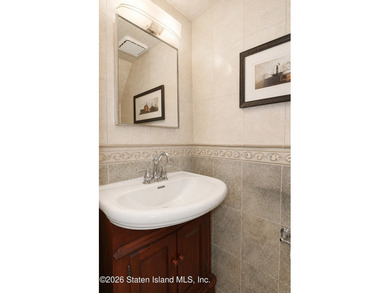 GORGEOUS BIG 18 FIT WIDE 3BD 2 BATH TOWNHOUSE CONDO IN - photo 9