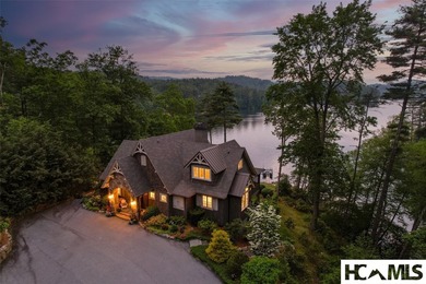 On the shores of Lake Glenville, Deer Run Cottage emerges as - photo 4