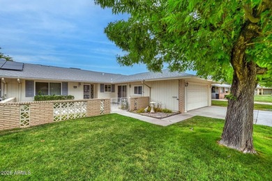 Great opportunity to make this 2 bed, 2 bath Gemini town home in - photo 1