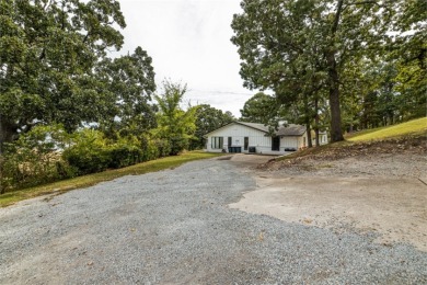 7BR Waterfront Home & Dock on Grand Lake - photo 2