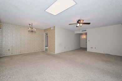 Great opportunity to make this 2 bed, 2 bath Gemini town home in - photo 9
