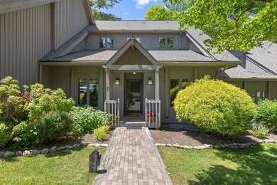 Discover the incredible potential of this spacious condominium - photo 3