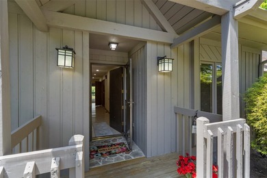 Discover the incredible potential of this spacious condominium - photo 4