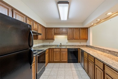 Discover the incredible potential of this spacious condominium - photo 5