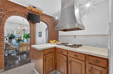 A rare opportunity in the heart of Flushing! This - photo 8