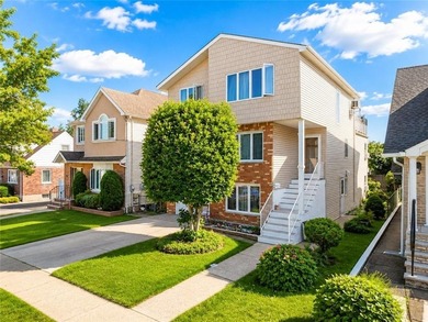 Welcome to this exceptional fully detached 2-family home - photo 3