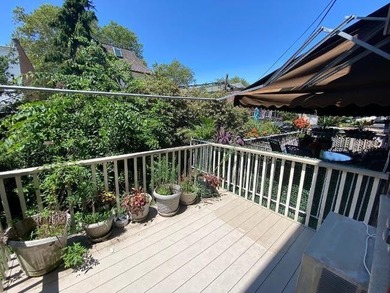 Convenient SheepsHead Bay Location Near Shopping and - photo 7