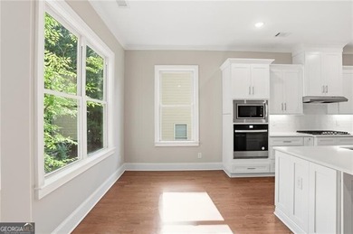 Welcome to this beautifully designed luxury townhome located in - photo 10