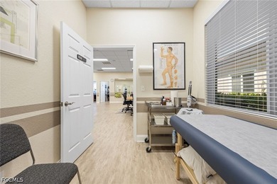 Great opportunity to purchase this medical office located in the - photo 17