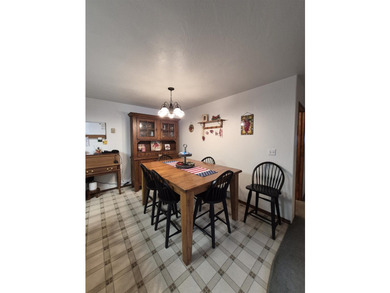 Beautifully Maintained Home Near the Ocean & Redwood National - photo 21