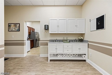 Great opportunity to purchase this medical office located in the - photo 22