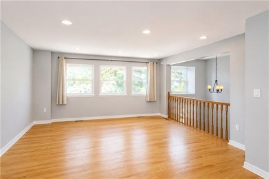 Welcome to this beautifully renovated extra-large 4-bedroom home - photo 5