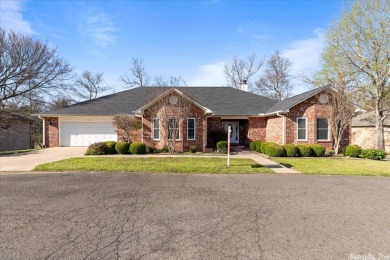 Lake Hamilton Home For Sale in Hot Springs Arkansas