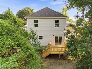 Built by Northway Homes, this move-in-ready, brand-new - photo 31