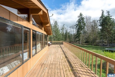 Nestled on 5 private acres in Sequim, this stunning 3 - photo 34