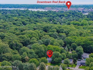 Spacious 5-bedroom, 3-bath Colonial situated on a quiet - photo 37