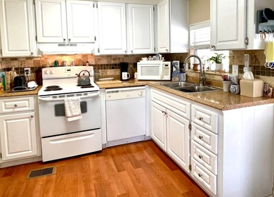 Discover easy Florida living in this updated 2BD/2BA home - photo 37