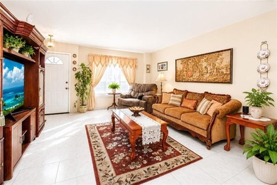 Welcome to this beautiful maintained single-family home in the - photo 2