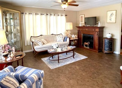 Discover easy Florida living in this updated 2BD/2BA home - photo 44