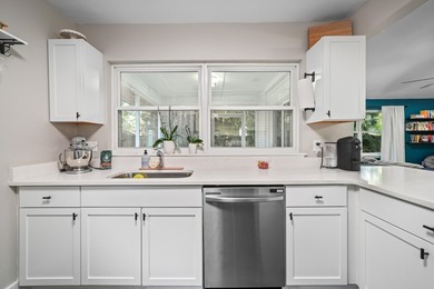 *Eligible for a VA assumption with a 5.25% rate* Move-in ready - photo 7