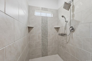 Welcome to this beautifully designed single-story home offering - photo 5