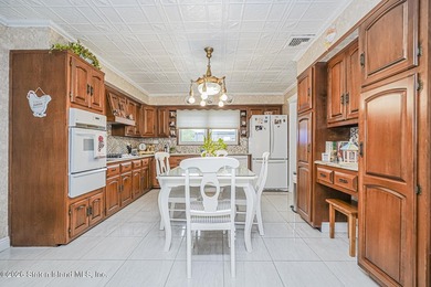 Welcome to 43 Valdemar Avenue, located in the highly - photo 10