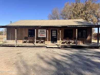 Commercial building, and Great business opportunity! Former ice - photo 1