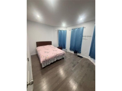 Excellent 5-family brick attached house in the heart of Sunset - photo 4