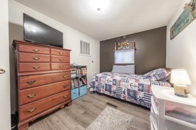 4 BR. Dock. Big Lake Views & a Tree House Too! - photo 13