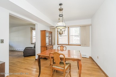 Custom two family detached home located in the exclusive - photo 5