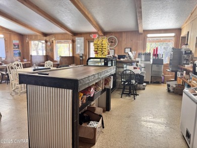 Commercial building, and Great business opportunity! Former ice - photo 9