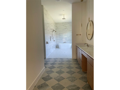 ANOTHER GORGEOUS CRESCENT CUSTOM ESTATE HOME IN GOLDEN BEAR OF - photo 13