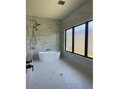 ANOTHER GORGEOUS CRESCENT CUSTOM ESTATE HOME IN GOLDEN BEAR OF - photo 14