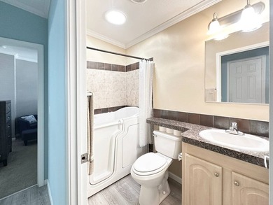 ***This gorgeously decorated FULLY FURNISHED 3 bdrm/2 ba house - photo 17