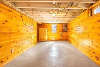 Welcome to this spacious and versatile 4-bedroom, 3 full - photo 23