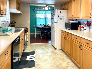 PRICED RIGHT & MOVE-IN READY!! Welcome to this charming 2BD/2BA - photo 23