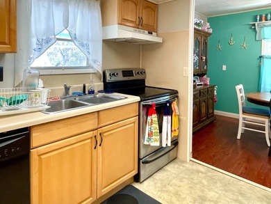 PRICED RIGHT & MOVE-IN READY!! Welcome to this charming 2BD/2BA - photo 27